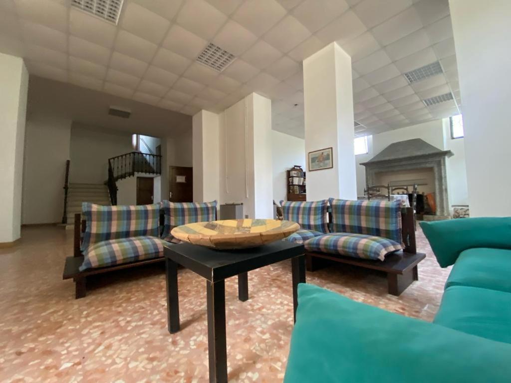 Regal Villa With Como Lake View And Free Parking Bellagio Bagian luar foto